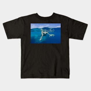 Sea turtle mating Kids T-Shirt